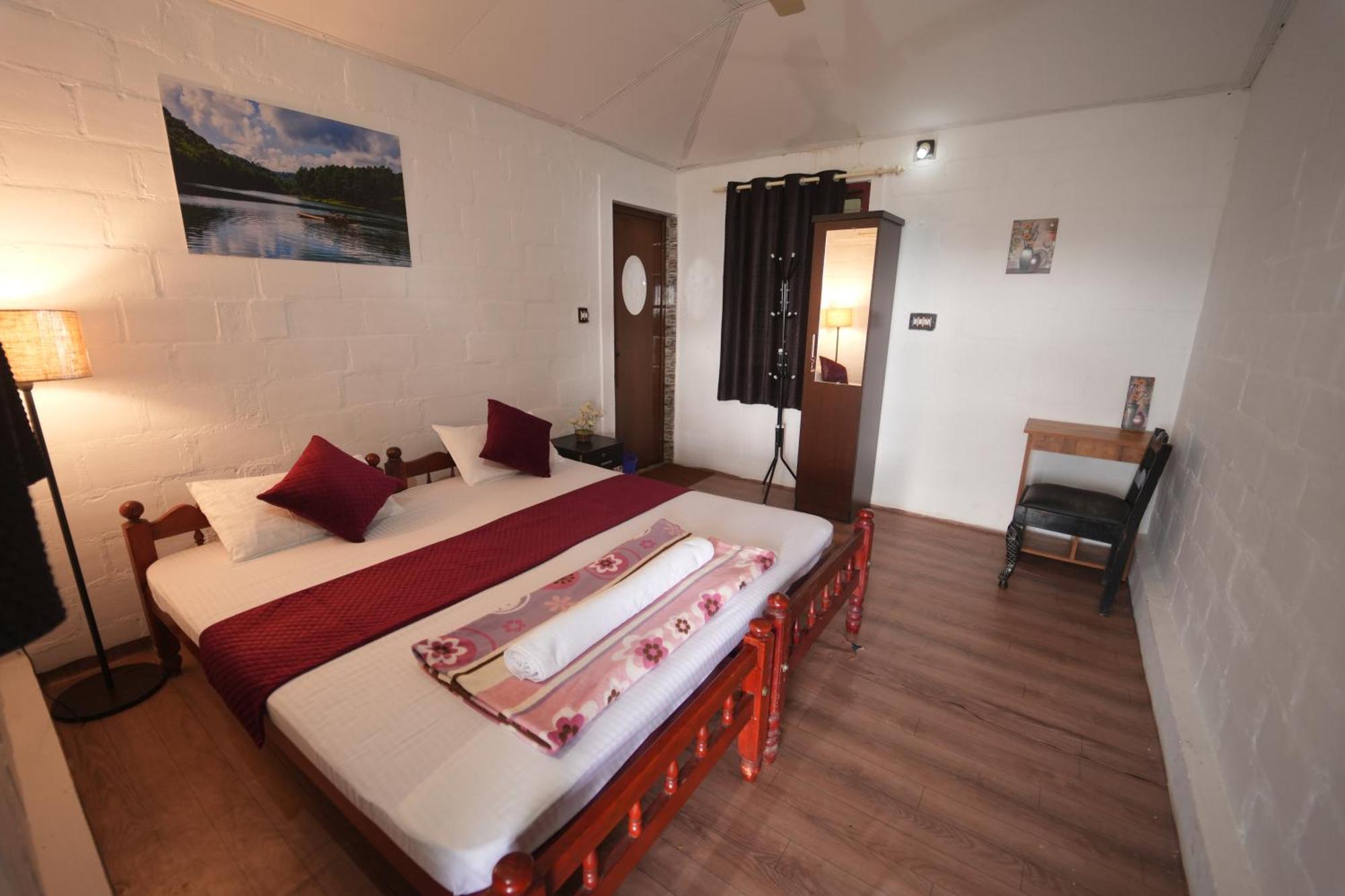 Regina Silva Camping & Nature Resort Paithalmala Esterno foto